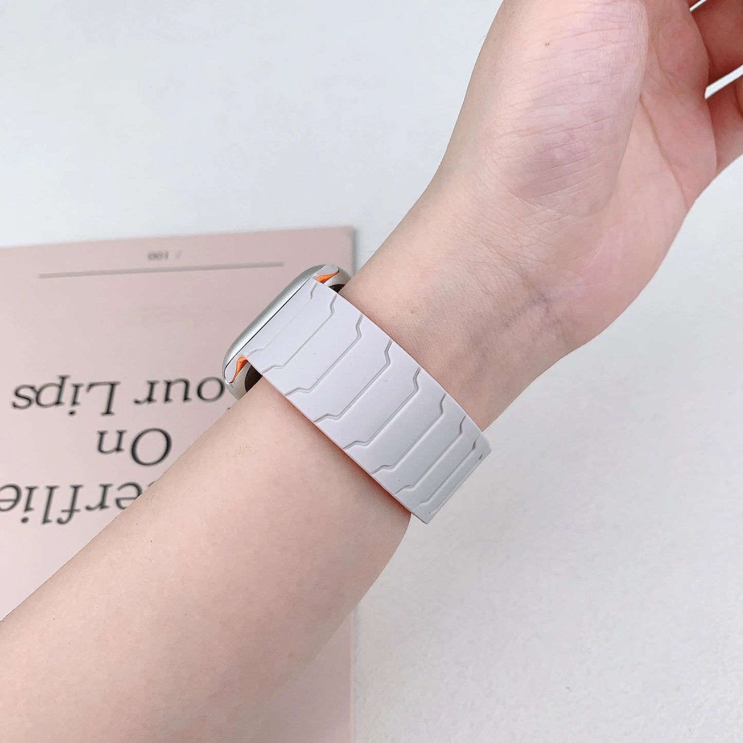 Magnetic Sport Strap for Apple Watch Band 38mm 40mm 41mm 42mm 44mm 45mm 46mm 49mm Adjustable Loop Bracelet for iWatch Series 10 9 8 7 6 5 4 SE Ultra 2 1 Accessories, Women Men