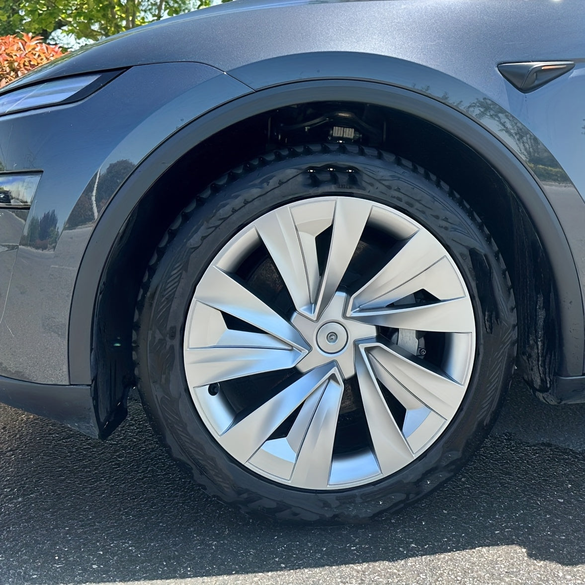 4pcs 19-2025 Dual-Tone Wheel Covers Suitable for Tesla Refreshed Model Y19-Inch, Full-Cover Hub Caps and Rim Protectors Accessories Kit